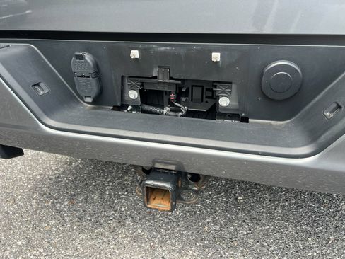 Used 2021 Chevrolet Silverado 1500 RST w/ Max Trailering Package image 7