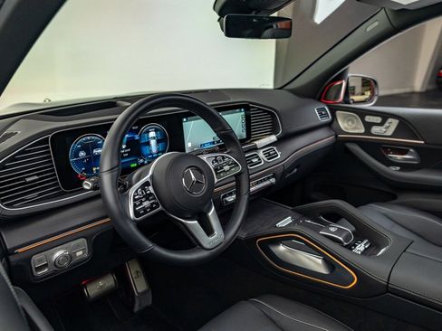 Used 2022 Mercedes-Benz Maybach GLS 600 4MATIC image 28