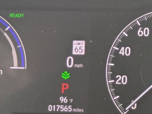 Used 2021 Honda Accord Touring image 5