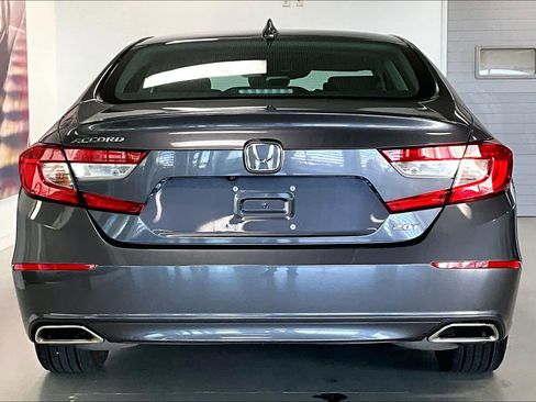 Used 2018 Honda Accord EX-L image 5
