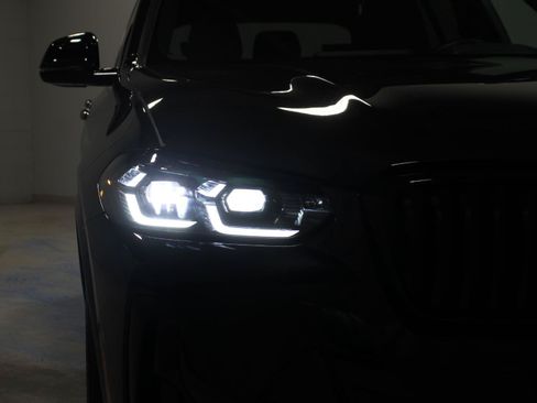 Used 2023 BMW X3 xDrive30i w/ M Sport Package AWD/4WD image 25