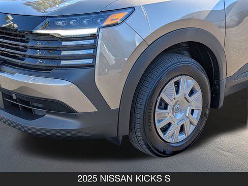 Certified 2025 Nissan Kicks S image 10