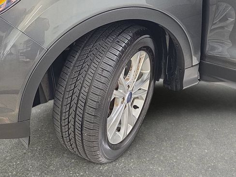 Used 2019 Ford Escape SE FWD image 31