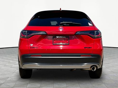 Certified 2026 Honda HR-V Sport image 5
