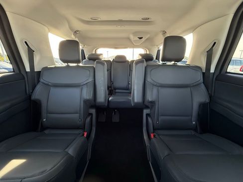 New 2026 Ford Expedition Max Active image 30