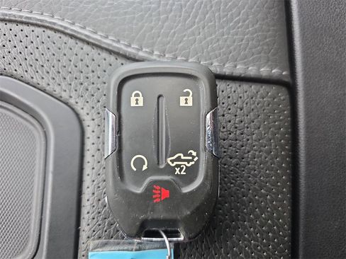 Used 2022 GMC Sierra 1500 Denali w/ Denali Premium Package image 38