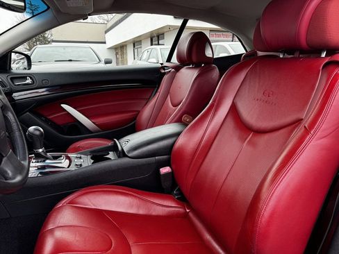 Used 2010 INFINITI G37 Anniversary Edition image 26