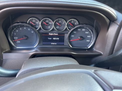 Used 2019 Chevrolet Silverado 1500 LTZ w/ LTZ Convenience Package image 17