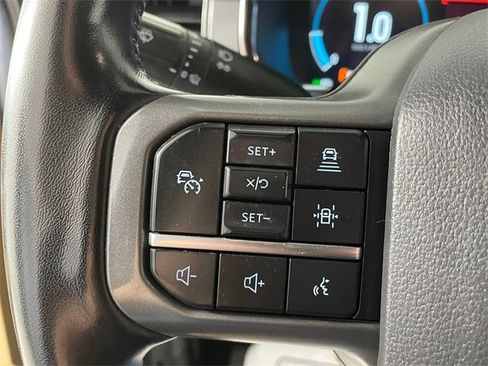 Used 2022 Ford F150 Lariat w/ Max Trailer Tow Package image 14