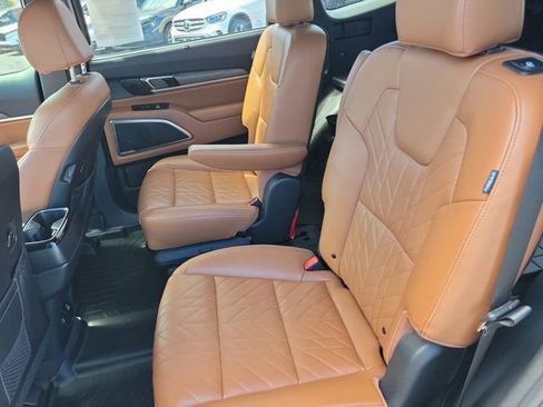 Used 2024 Kia Telluride SX Prestige X-Pro image 16