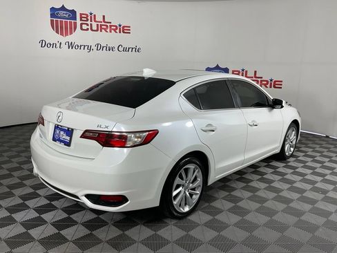 Used 2018 Acura ILX FWD image 3