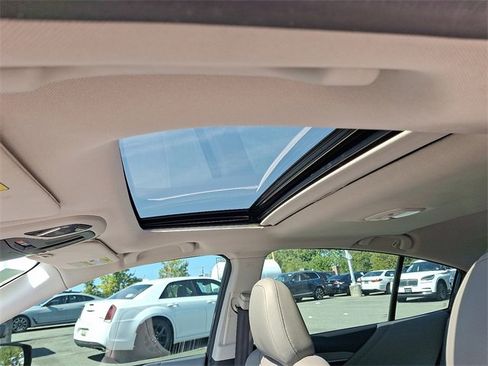 Used 2024 Subaru Legacy Limited image 9