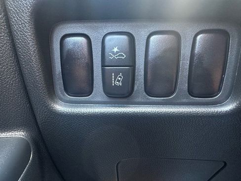 Used 2024 Mitsubishi Outlander Sport ES image 12