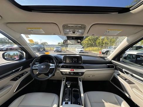 Used 2021 Kia Telluride S AWD/4WD image 2