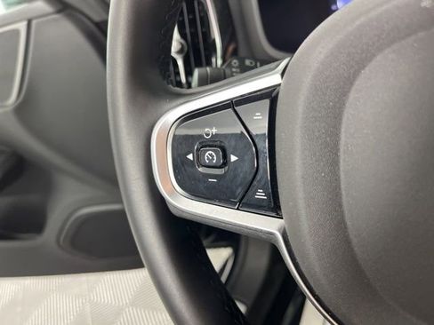 Used 2025 Volvo V60 B5 Cross Country Plus AWD/4WD image 23