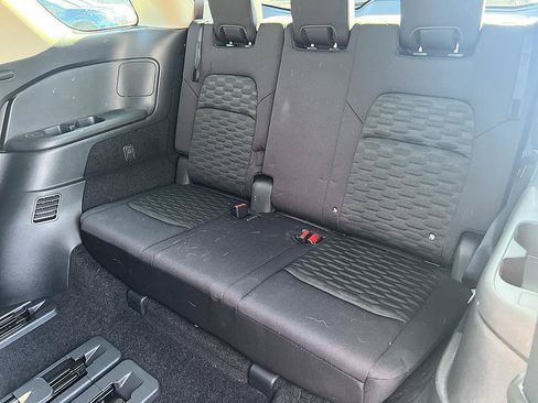 Certified 2022 Nissan Pathfinder SV w/ SV Black Package FWD image 28
