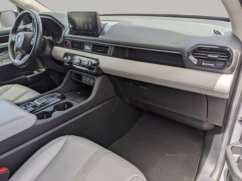 Used 2024 Honda Pilot EX-L image 17