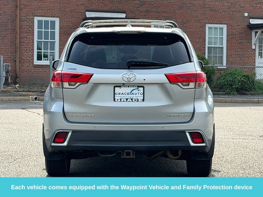 Used 2017 Toyota Highlander Limited AWD/4WD image 7