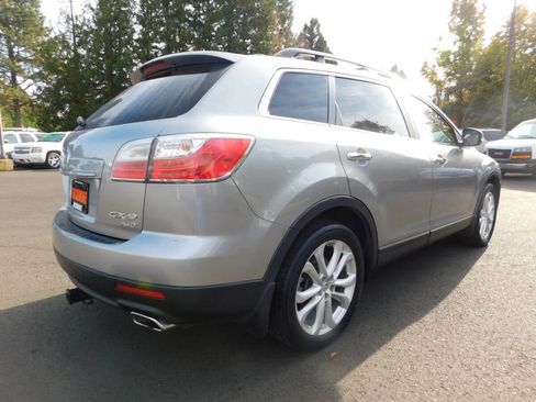 Used 2012 MAZDA CX-9 Grand Touring w/ Moonroof & Bose Audio Pkg image 2