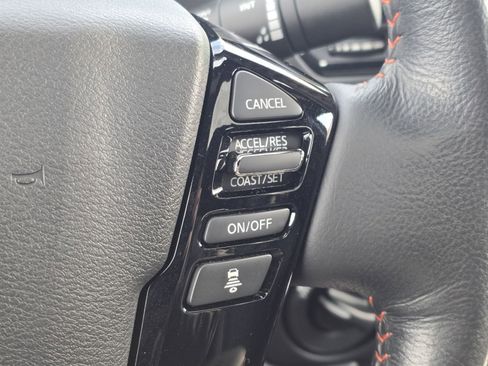 Used 2023 Nissan Frontier PRO-4X w/ Pro-4X Premium Package image 30