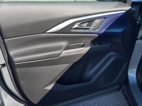 New 2026 Chevrolet Equinox EV LT image 10