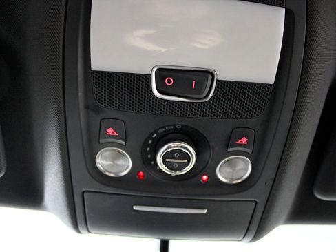 Used 2015 Audi SQ5 Prestige w/ Prestige Package image 35