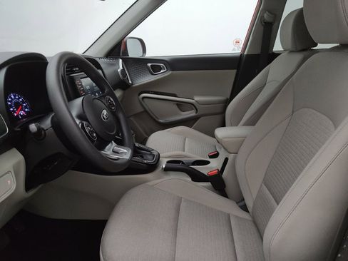 Used 2021 Kia Soul S image 17