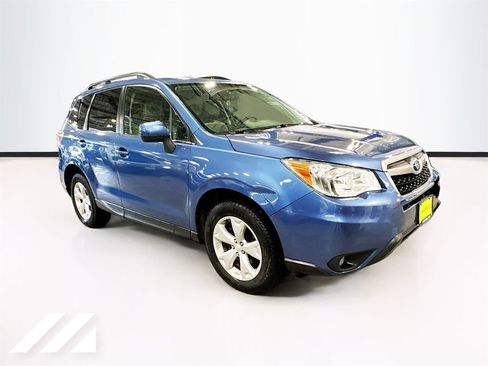 Used 2015 Subaru Forester 2.5i Limited AWD/4WD image 2
