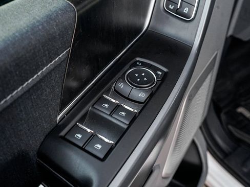 Used 2022 Ford F150 Lariat w/ Equipment Group 502A High image 12