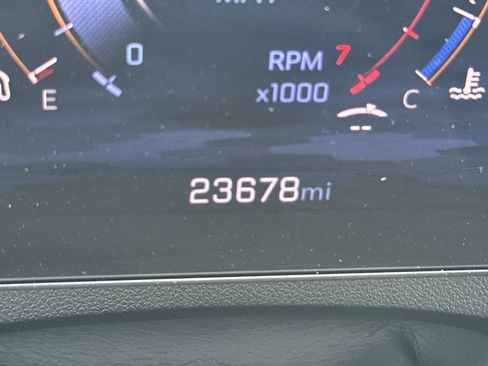 Used 2024 Chevrolet Traverse RS w/ LPO, Floor Liner Package AWD/4WD image 24