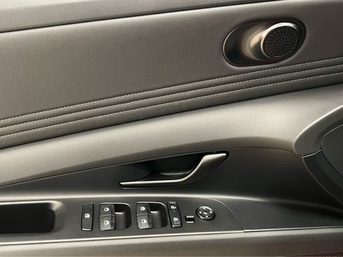 Certified 2026 Hyundai Elantra Sport image 29