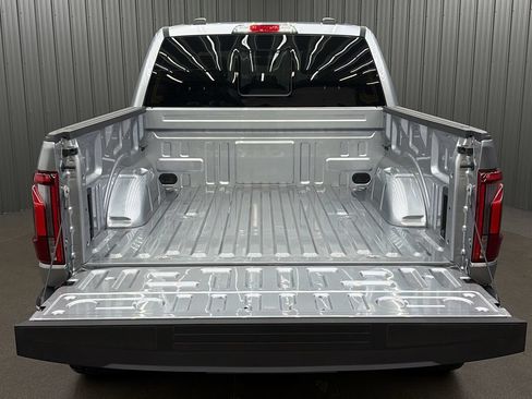 Used 2026 Ford F150 Lariat AWD/4WD image 18
