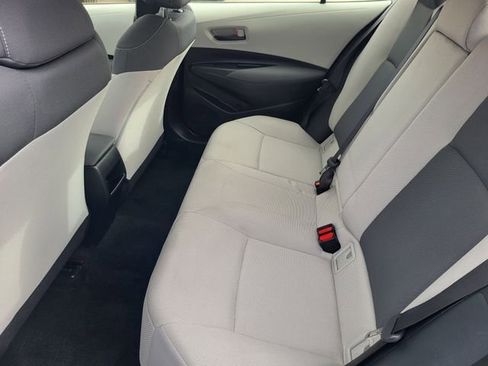 Used 2022 Toyota Corolla LE w/ Carpet Mat Package (TMS) image 22