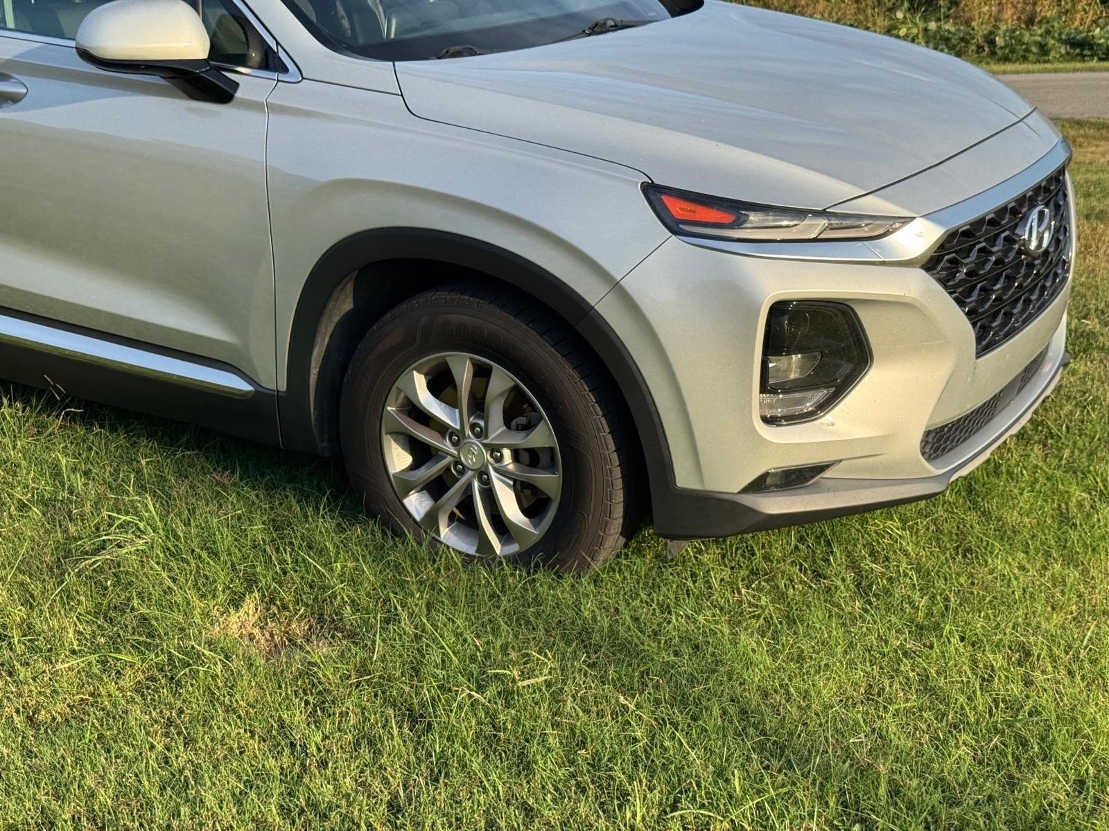 Used 2020 Hyundai Santa Fe SEL AWD/4WD image 11