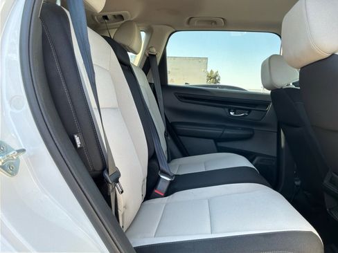 Used 2024 Honda CR-V EX image 18