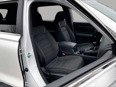 Used 2024 Honda CR-V Sport image 19