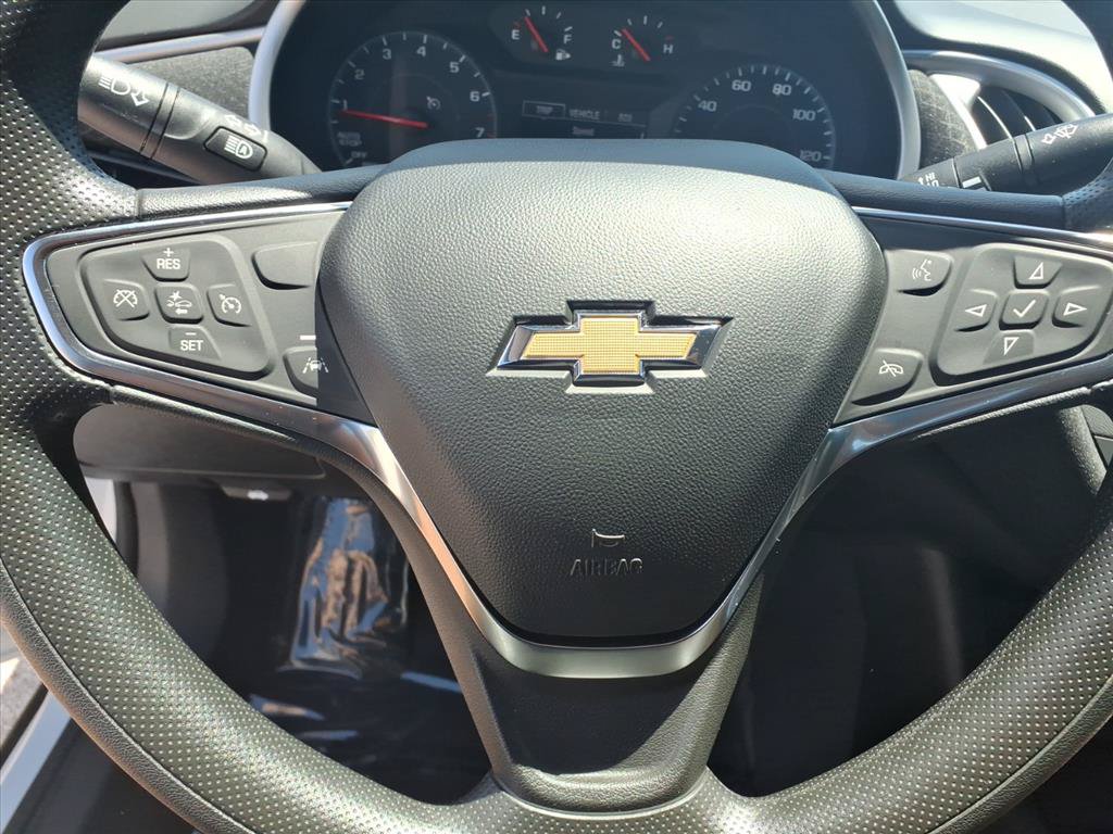 Used 2025 Chevrolet Malibu LT FWD image 13