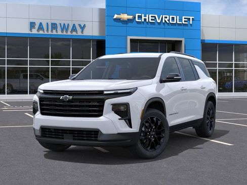 New 2026 Chevrolet Traverse LT w/ Enhanced Driving Package FWD image 6
