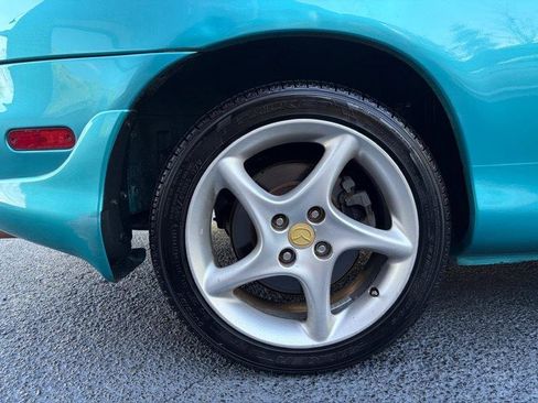 Used 2003 MAZDA MX-5 Miata RWD image 21