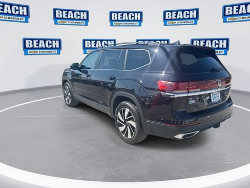 Used 2025 Volkswagen Atlas SE FWD image 6