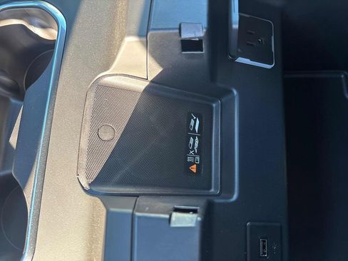 New 2026 GMC Sierra 2500 SLT w/ SLT Premium Package image 36