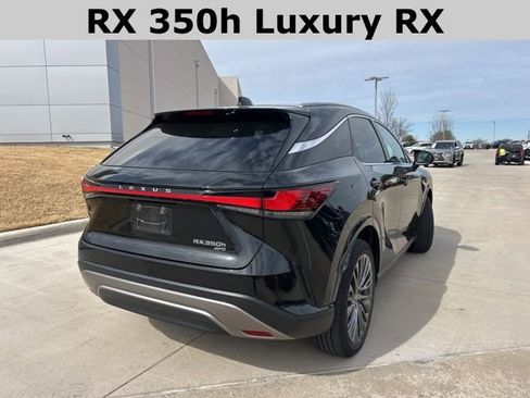 Used 2024 Lexus RX 350 w/ Convenience Package image 3