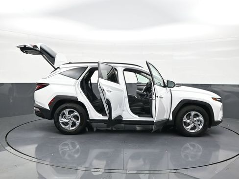 Used 2024 Hyundai Tucson SEL FWD image 30
