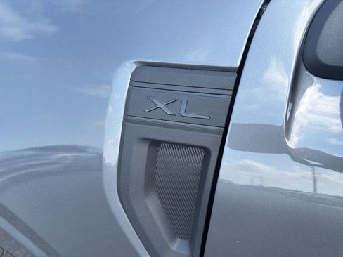 Used 2025 Ford Maverick XL image 12