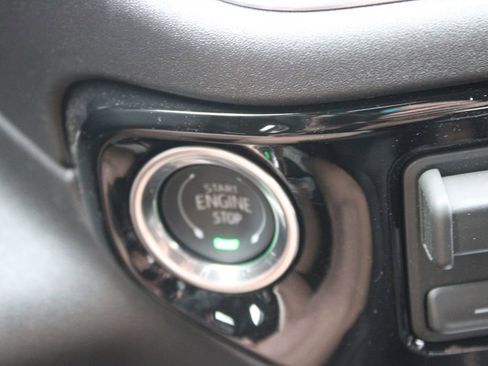 New 2026 Chevrolet Silverado 1500 LTZ w/ LTZ Premium Package AWD/4WD image 39