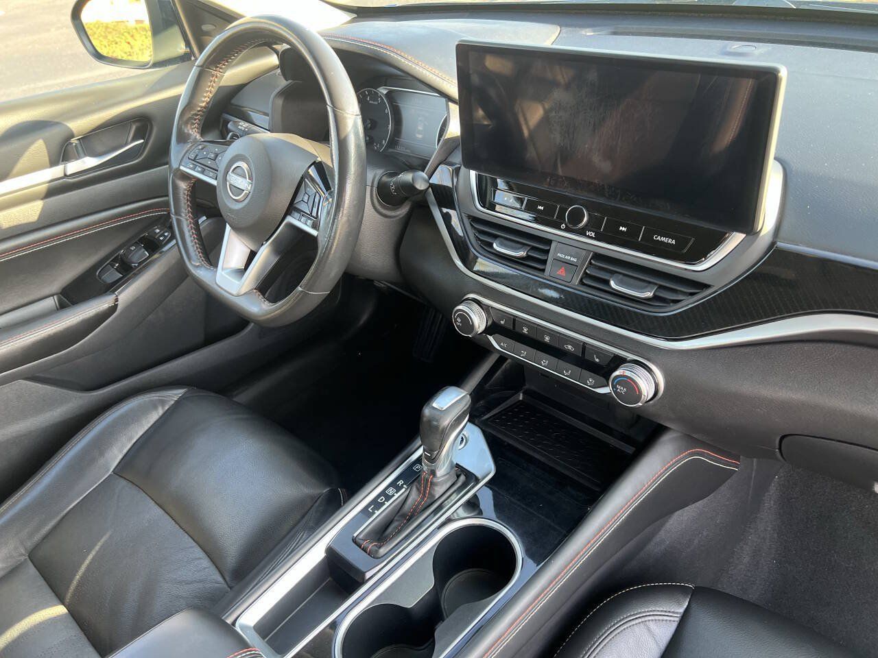 Used 2023 Nissan Altima 2.5 SR w/ SR Premium Package FWD image 21