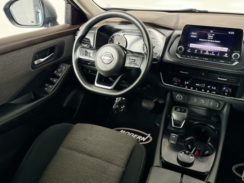 Used 2023 Nissan Rogue SV AWD/4WD image 33