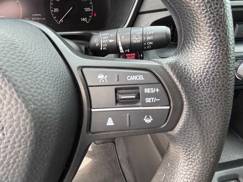 Used 2023 Honda CR-V EX image 23