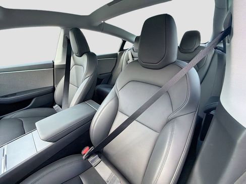 Used 2025 Tesla Model 3 Long Range RWD image 20