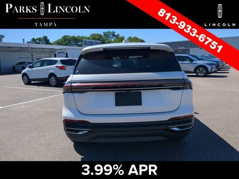 Used 2024 Lincoln Nautilus Premier w/ Equipment Group 102A AWD/4WD image 9